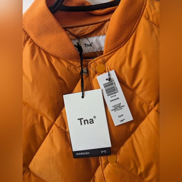 SOLD⭐⭐Sunstone orange quilted TNA jacket size xs perfect condition new with tags - Picture 5 of 5